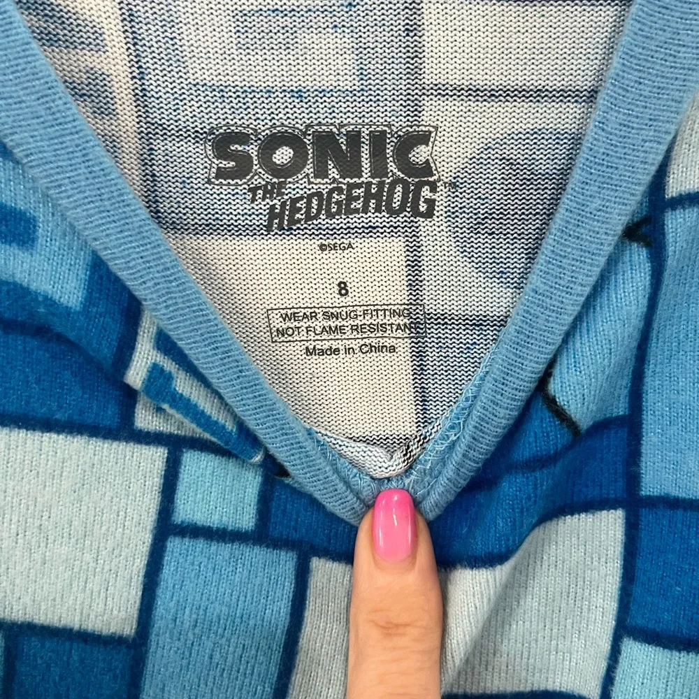 NWT Blue Sonic the Hedgehog Kids Pajamas -size 8